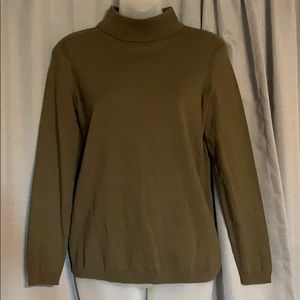 🍃 TALBOTS Green Sweater 🍃